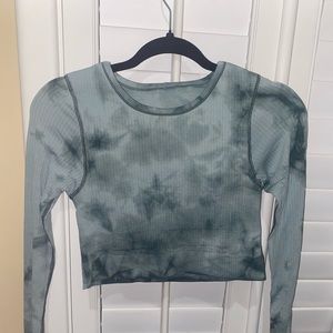 EBB TO STREET TIE DYE CROPPED LONG SLEEVE SIZE 6